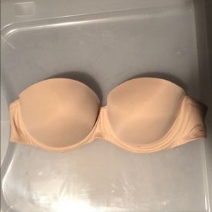 VS Strapless Bra
